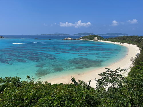 渡嘉敷島の阿波連(あはれん)ビーチの写真